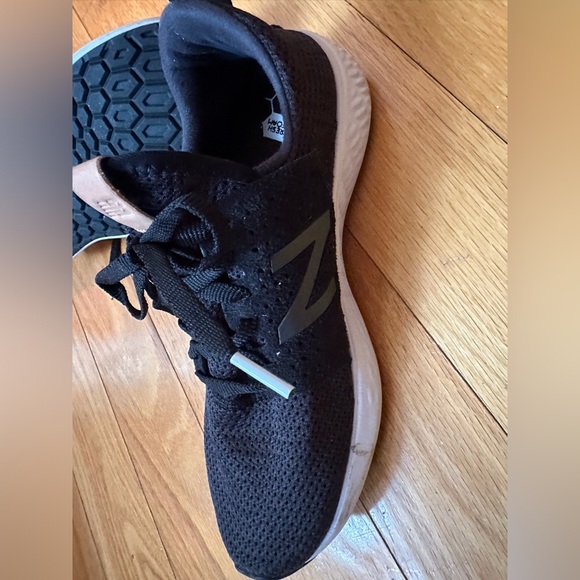 Women’s New Balance Fresh Foam size 9 - Picture 7 of 10